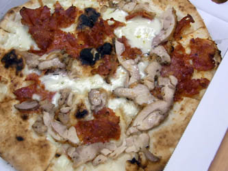 110218PIZZA%20SALVATORE%20CUOM05.JPG